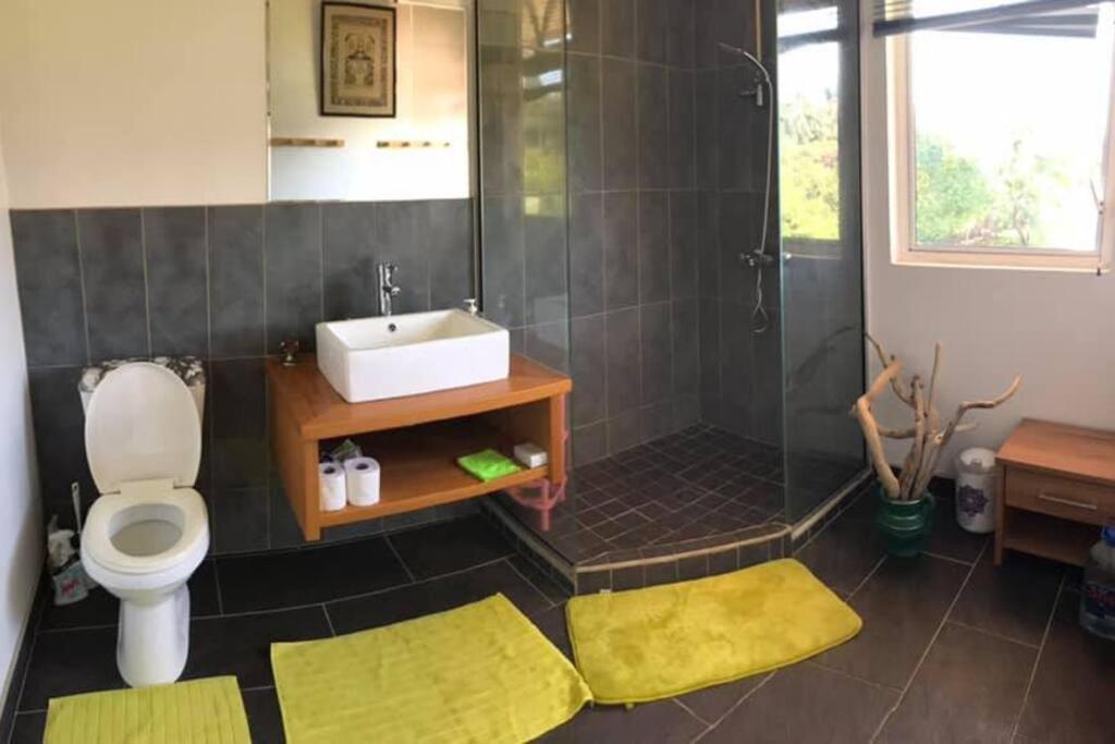 Te Mana Lodge Taravao Esterno foto